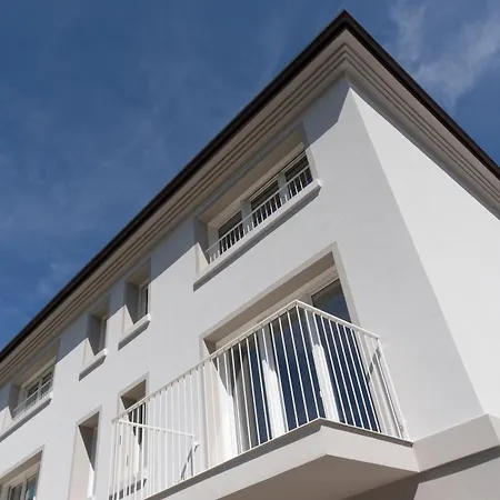 Riviera Venice Apartment *