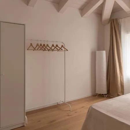 Riviera Venice Apartment Mira